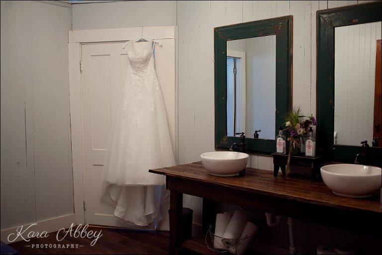 Wedding Photography Shoresbrook Inn Towanda, PA Rustic Country Bridal Gown Dress