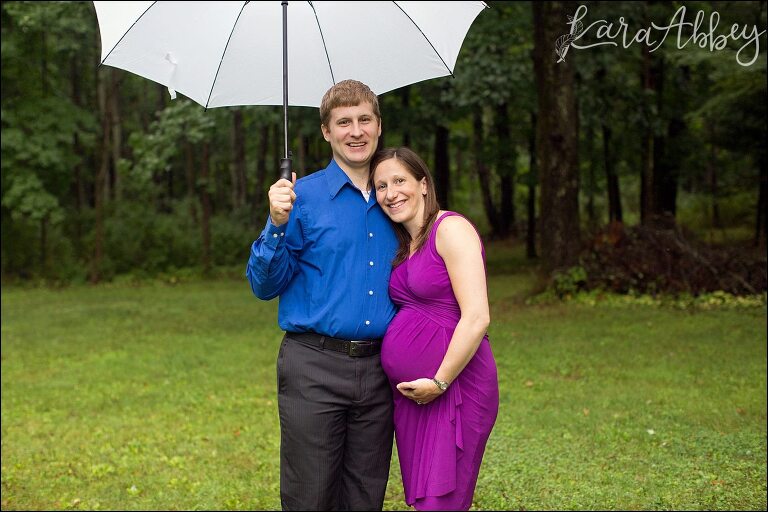 Laid Back Relaxed Maternity Photos at Home in Vestal, NY by Kara Abbey Photography in Irwin, PA