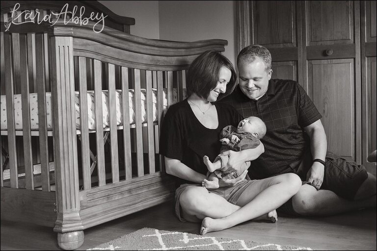 Family & Newborn Photos at Home in Owego, NY by Kara Abbey Photography in Irwin, PA