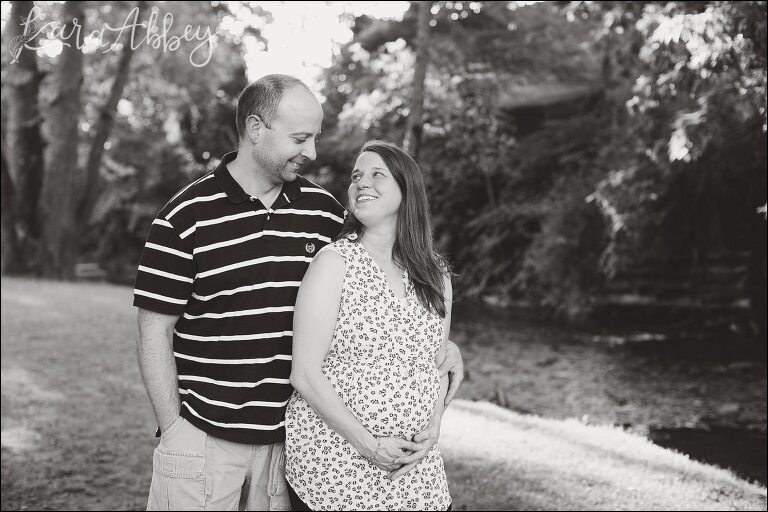 Manor Park in Manor, PA Summer Maternity Portraits by Kara Abbey Photography in Irwin, PA