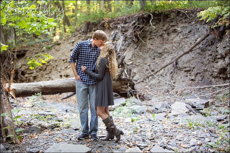 Sweedler Nature Preserve Summer Engagement Pictures by Kara Abbey Photography in Irwin, PA