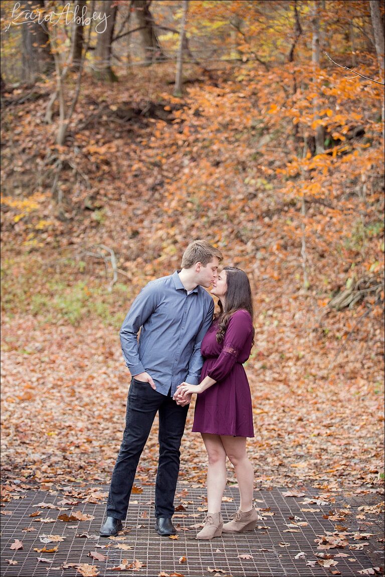 Ohiopyle State Park Engagement Photos in the Fall