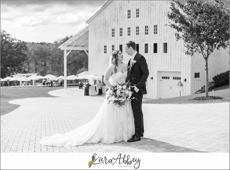 Summer Wedding at White Barn at Lucas Farm in Oakland MD