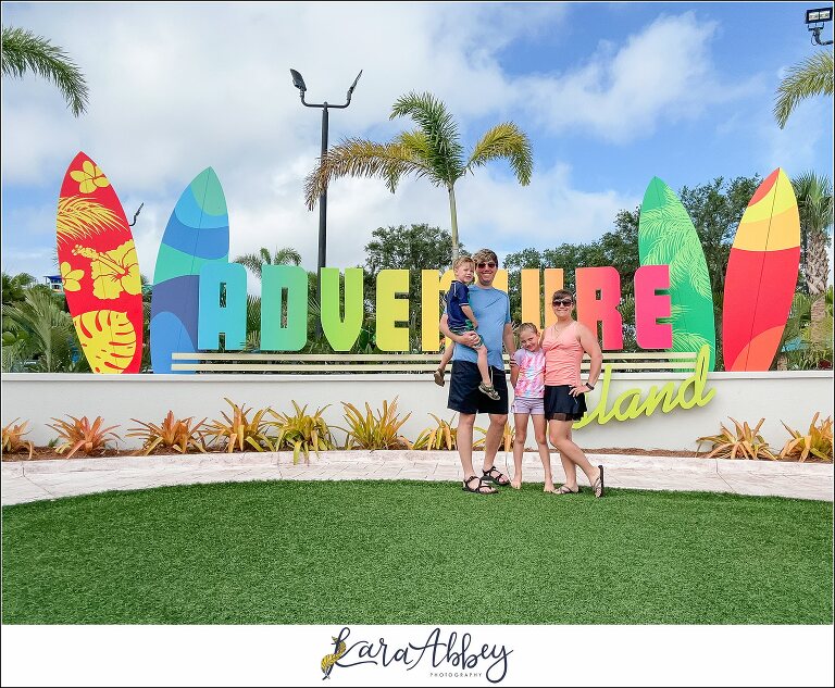 Visiting Adventure Island a Waterpark in Tampa, FL - The Adventuring Abbeys Family Vlog